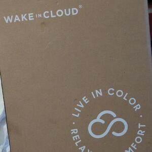 Wake in Cloud Comforter